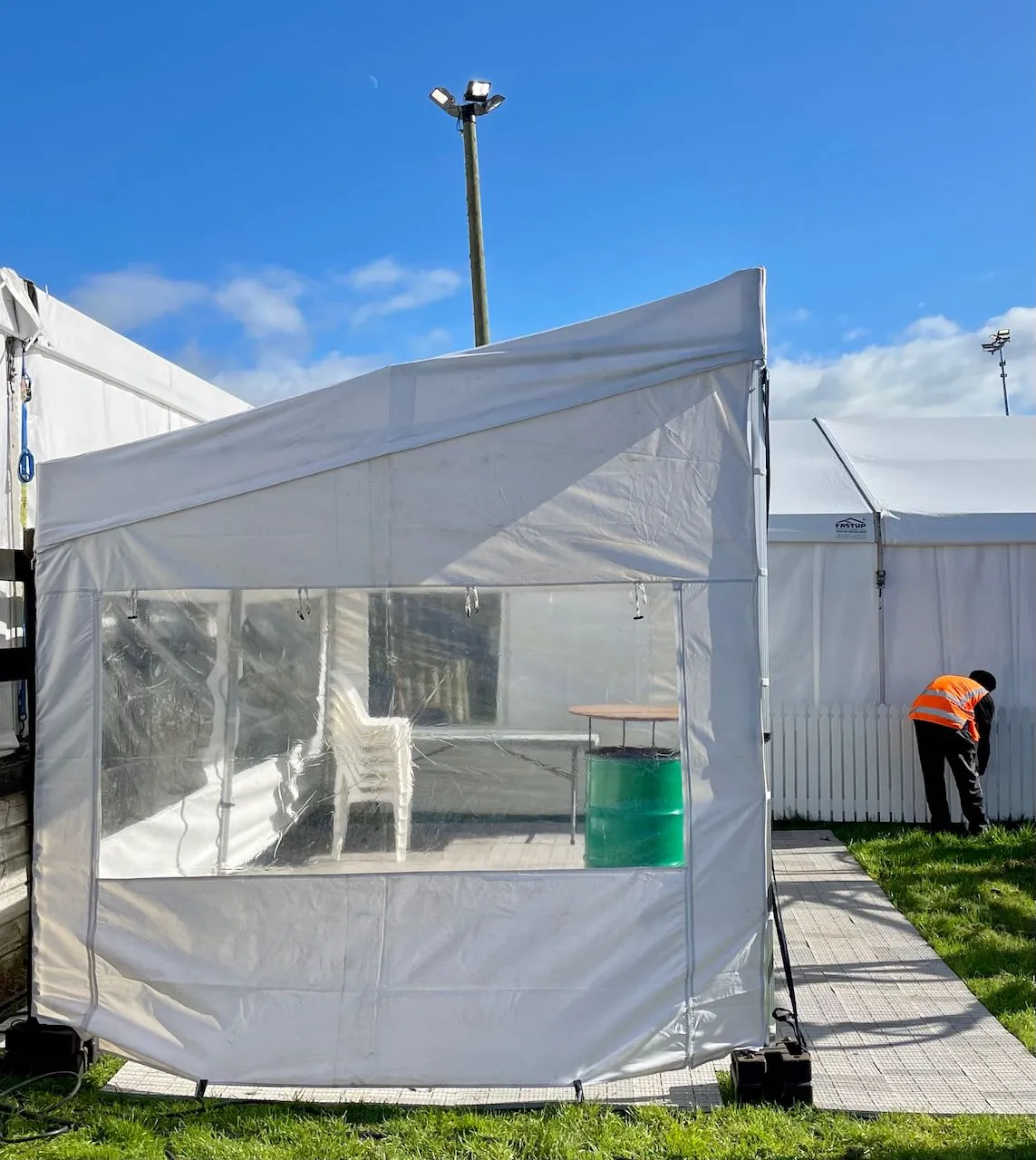 5.7x2.7m KNE Awning Includes x 3 Clear window Side Walls